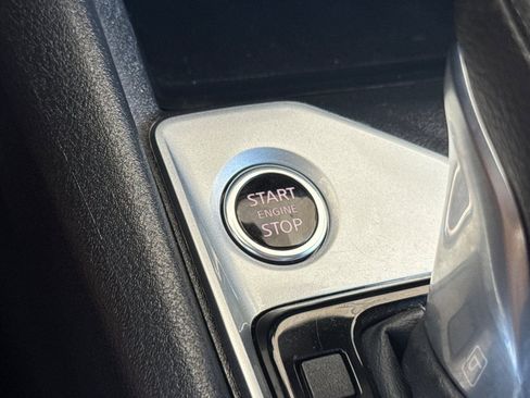 Used 2025 Nissan Altima 2.5 SV FWD image 21
