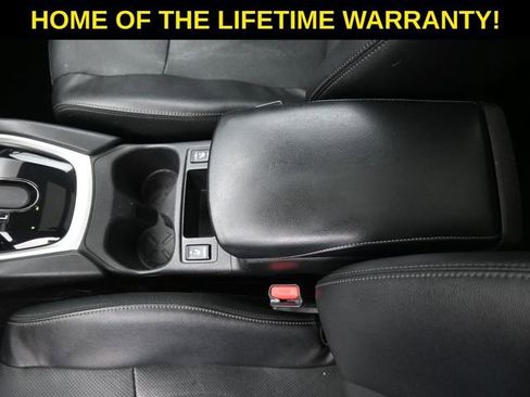 Used 2016 Nissan Rogue SL w/ SL Premium Package AWD/4WD image 37
