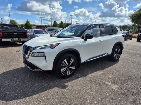 Certified 2022 Nissan Rogue SL FWD image 1
