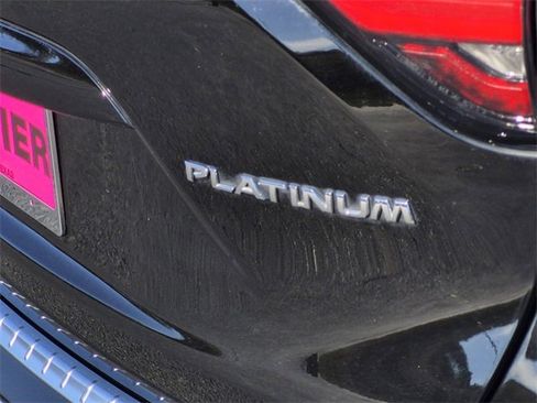 Certified 2024 Nissan Murano Platinum w/ Cargo Package image 8