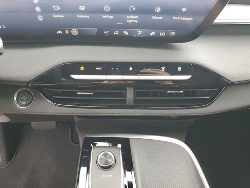 New 2026 Buick Enclave Sport Touring w/ Power Package image 40