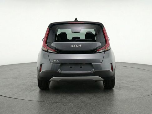 Used 2025 Kia Soul LX w/ LX Technology Package image 7