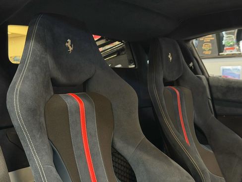 Used 2020 Ferrari 488 Pista Coupe RWD image 33