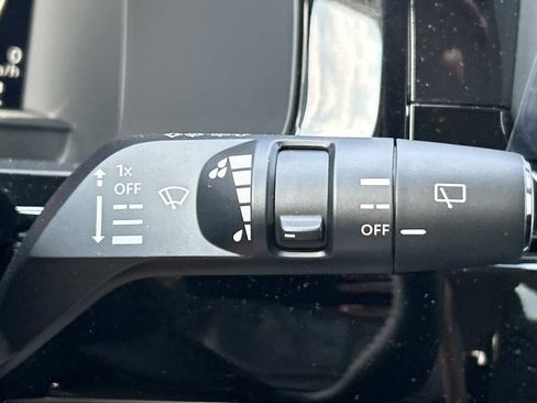 New 2026 Nissan Pathfinder SL FWD image 29