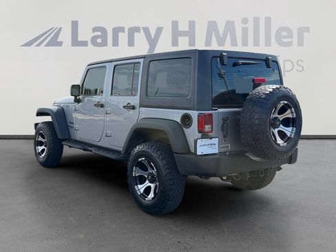 Used 2017 Jeep Wrangler Unlimited Sport w/ Connectivity Group image 3