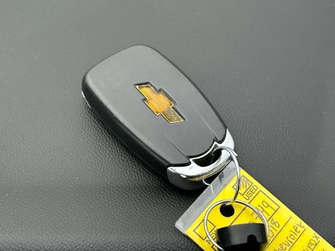 Used 2018 Chevrolet Equinox LT image 29