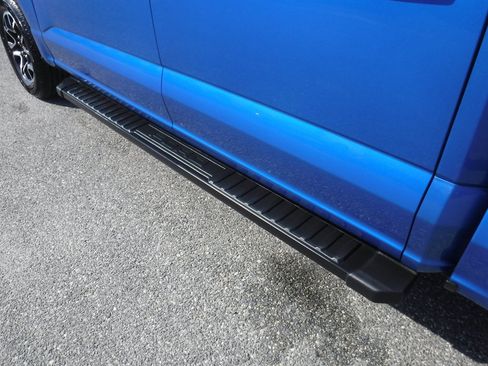 Used 2021 Ford F150 Lariat w/ Max Trailer Tow Package image 10