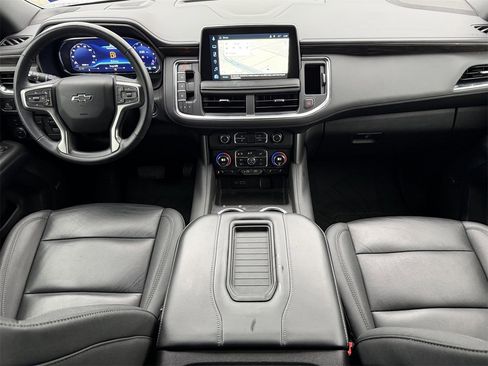 Used 2024 Chevrolet Tahoe Z71 w/ Luxury Package image 10