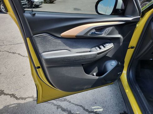 Used 2023 Chevrolet TrailBlazer ACTIV w/ Sun and Liftgate Package image 16