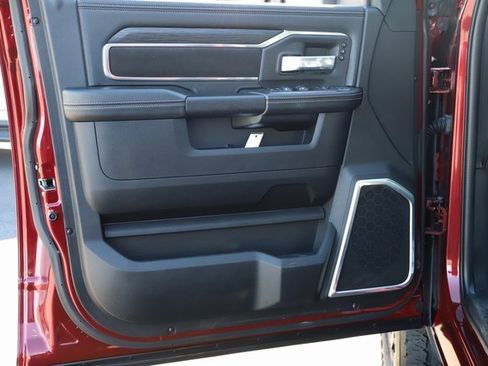 Used 2024 RAM 2500 Laramie w/ Night Edition image 17