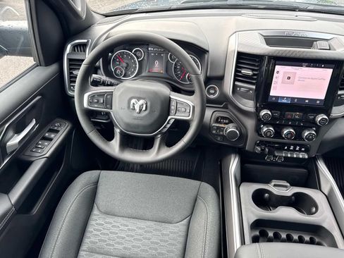 New 2026 RAM 1500 4x4 Crew Cab image 17
