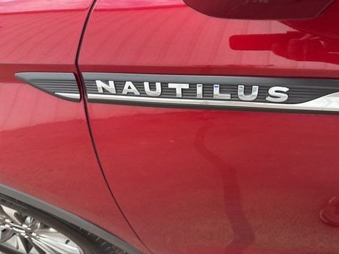 Used 2019 Lincoln Nautilus Select AWD/4WD image 47