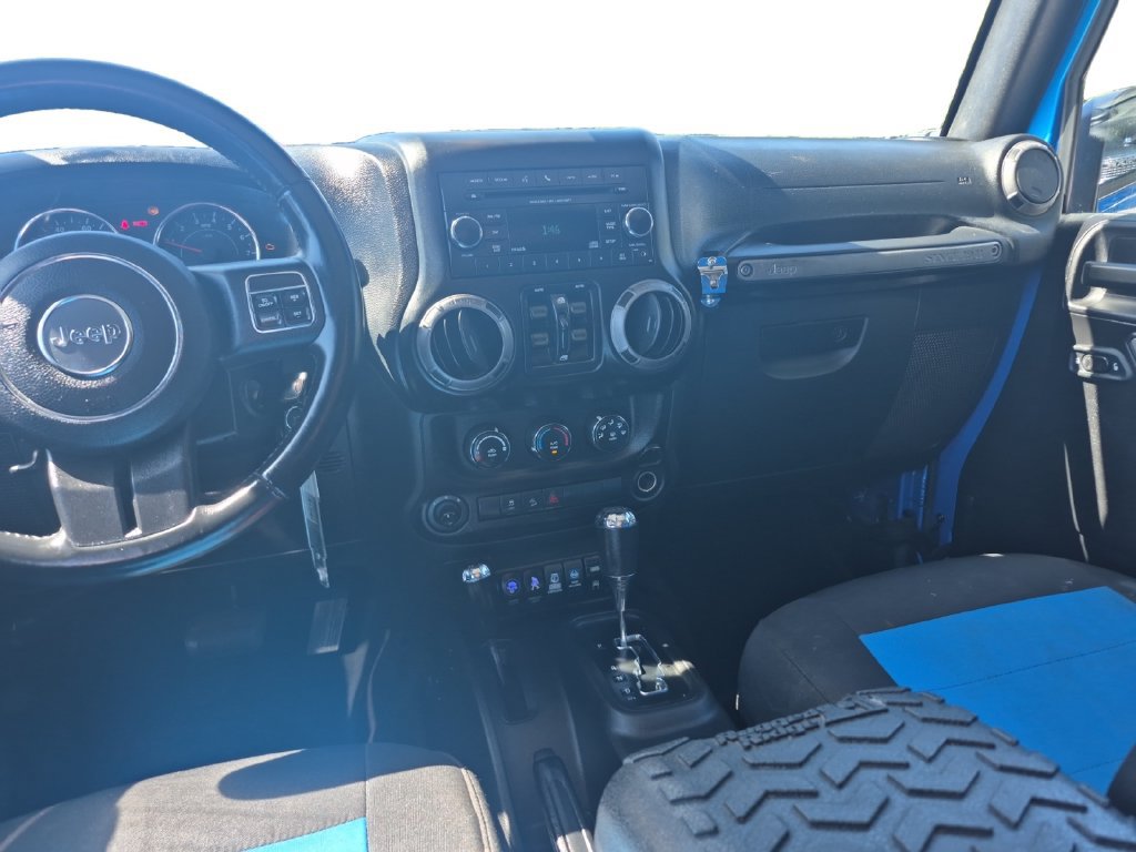 Used 2015 Jeep Wrangler Unlimited Sport AWD/4WD image 10