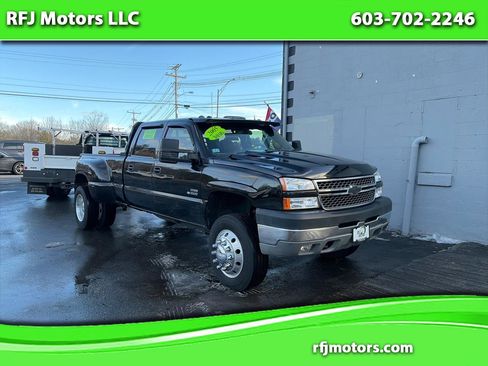 Used 2005 Chevrolet Silverado 3500 LT w/ Heavy-Duty Power Package image 1
