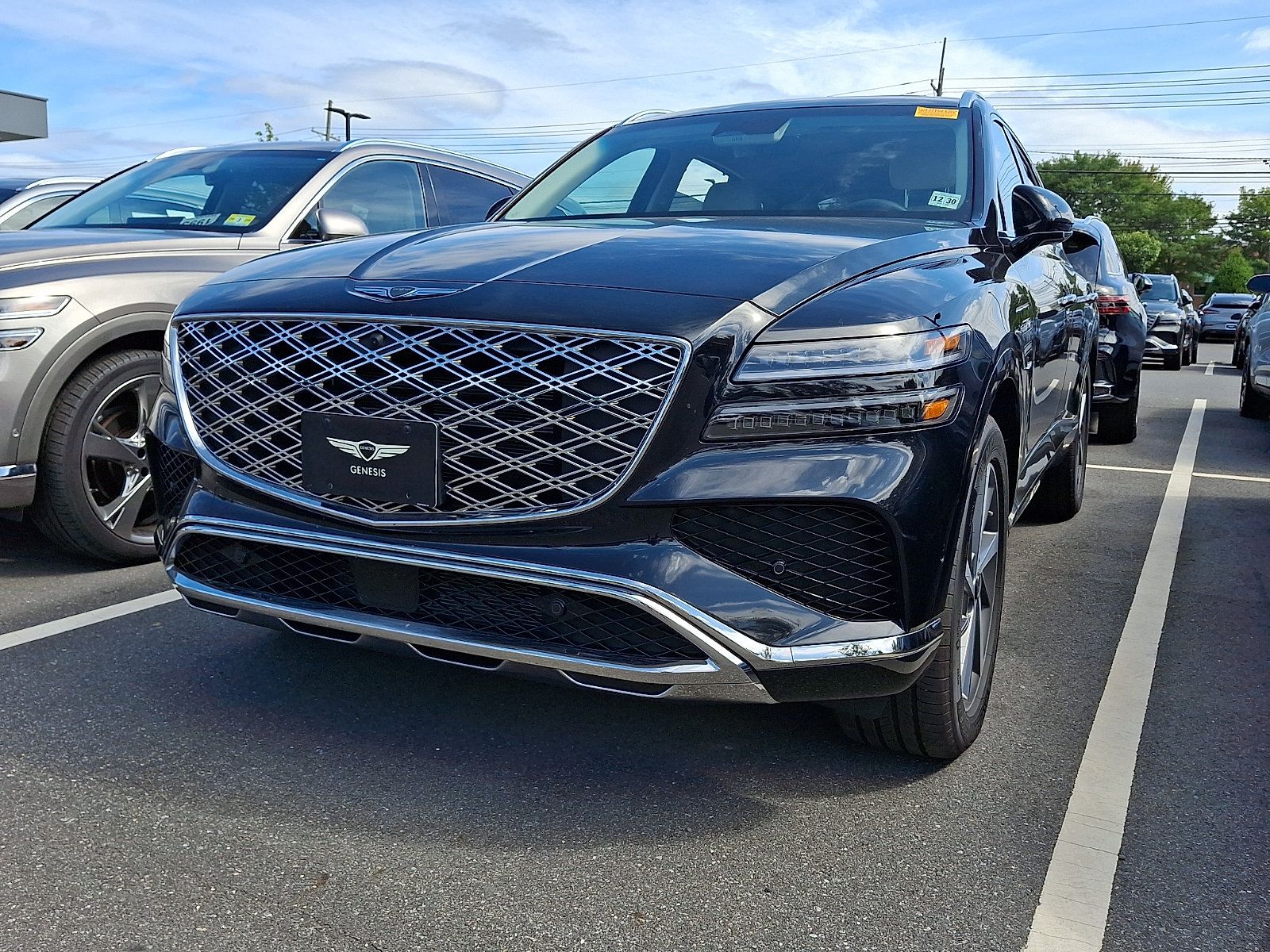 Used 2025 Genesis GV80 2.5T Advanced AWD/4WD image 2