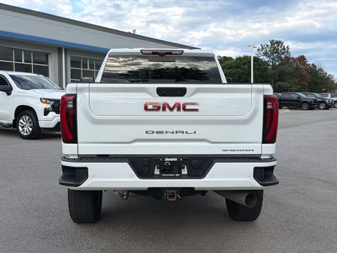 Used 2025 GMC Sierra 2500 Denali w/ Denali Reserve Package AWD/4WD image 11