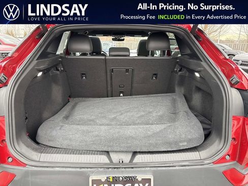 Used 2023 Volkswagen ID.4 Pro S Plus image 12