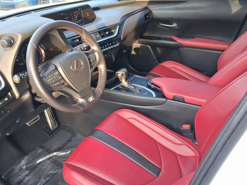 Used 2021 Lexus UX 200 F Sport w/ Accessory Package (Z1) FWD image 13