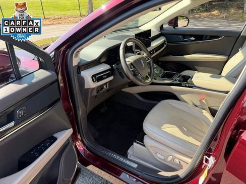 Certified 2023 Lincoln Nautilus Reserve AWD/4WD image 13