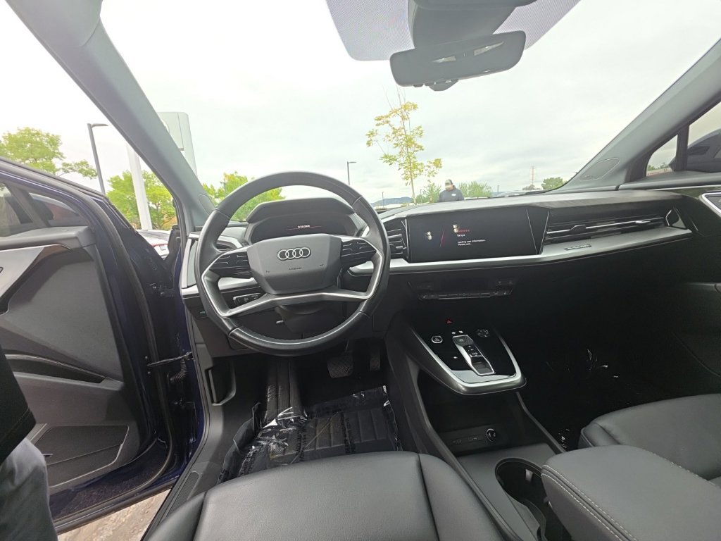 Used 2023 Audi Q4 e-tron Prestige AWD/4WD image 12