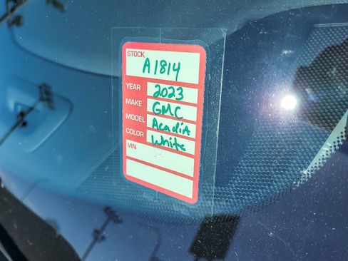 Certified 2023 GMC Acadia SLE w/ Driver Convenience Package AWD/4WD image 26