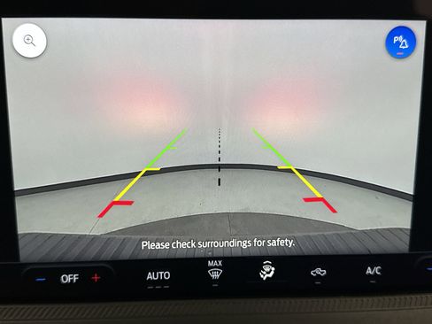 Used 2025 Ford Maverick Lobo image 15