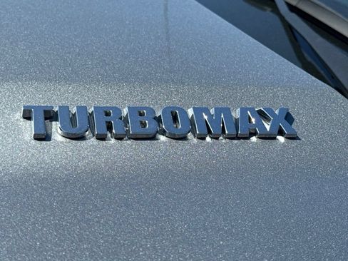 Used 2025 Chevrolet Silverado 1500 Custom RWD image 17