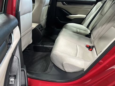 Used 2020 Honda Accord EX image 11