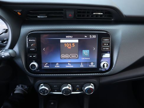 Used 2024 Nissan Kicks SV image 45