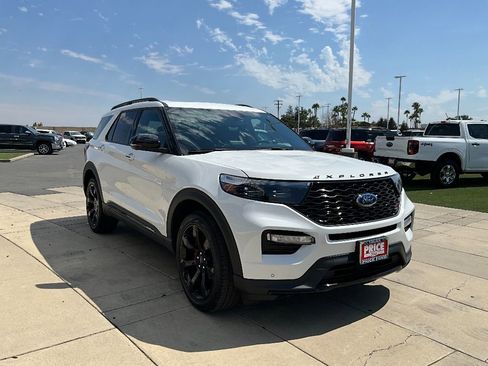 Used 2023 Ford Explorer ST w/ Equipment Group 401A image 6