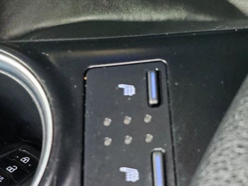 Used 2020 Toyota Camry XSE image 46