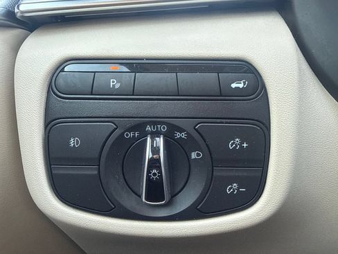 Used 2020 INFINITI QX50 Essential AWD/4WD image 9