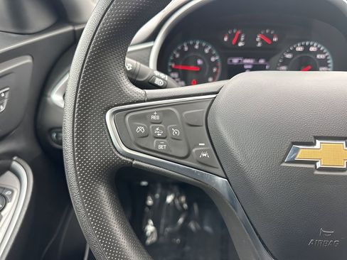 Used 2024 Chevrolet Malibu LT image 15