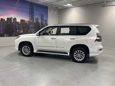 Used 2016 Lexus GX 460 image 4