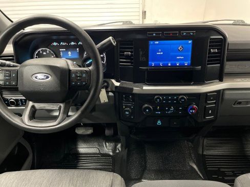 Used 2023 Ford F350 XL AWD/4WD image 13