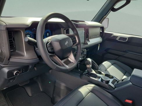 New 2026 Ford Bronco Big Bend w/ Black Diamond Package image 12