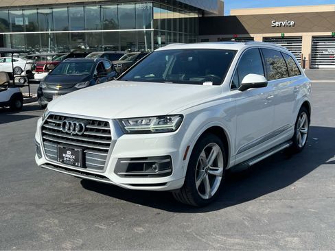 Used 2019 Audi Q7 3.0T Prestige image 2