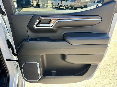 Used 2022 Chevrolet Silverado 1500 LT image 30