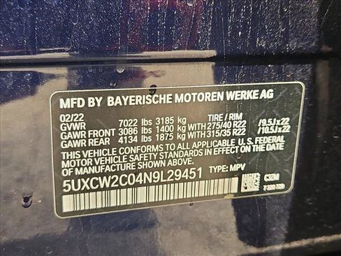Used 2022 BMW X7 xDrive40i w/ M Sport Package AWD/4WD image 17