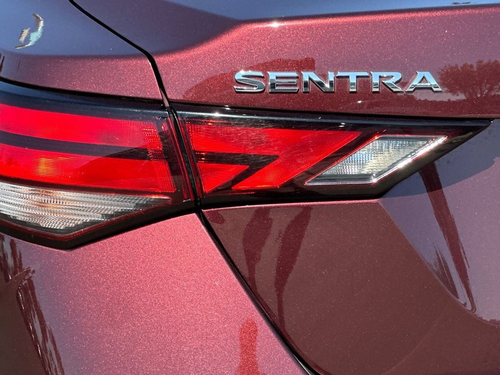 Used 2025 Nissan Sentra SV FWD image 24