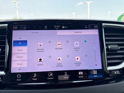 Used 2025 Chrysler Pacifica Select FWD image 20