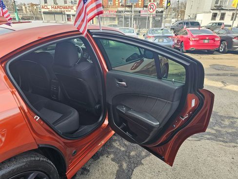 Used 2020 Dodge Charger GT w/ Blacktop Package image 12