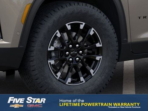 New 2026 Chevrolet Traverse Z71 AWD/4WD image 9