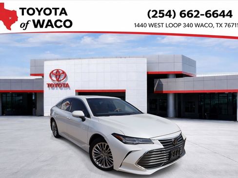 Used 2022 Toyota Avalon Limited w/ Advanced Safety Package FWD image 1