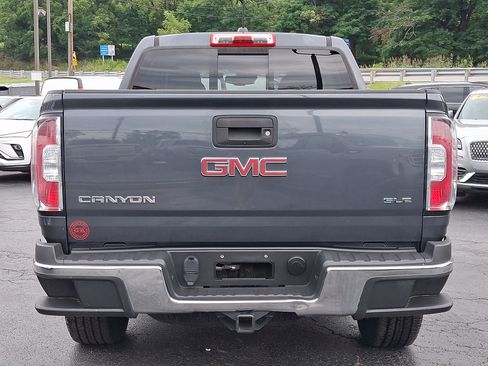 Used 2017 GMC Canyon SLE w/ SLE Convenience Package AWD/4WD image 5