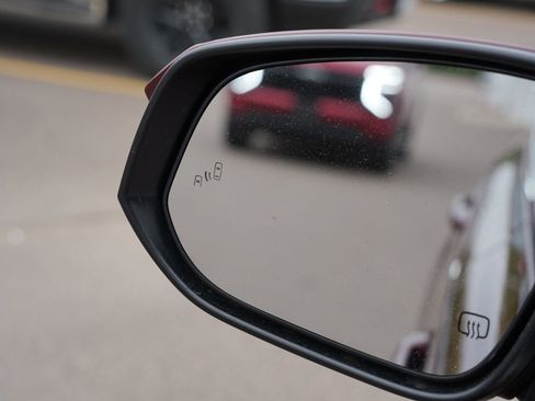 Used 2018 Toyota Highlander Limited AWD/4WD image 37