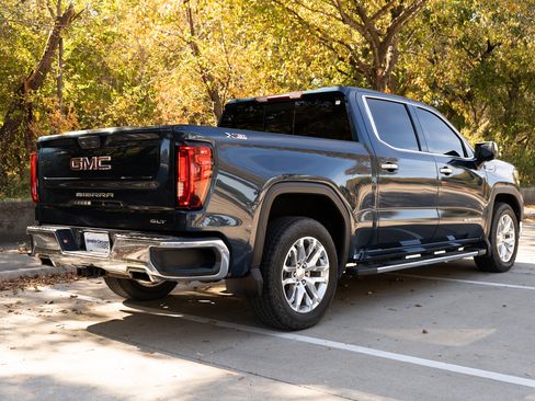 Used 2019 GMC Sierra 1500 SLT w/ SLT Premium Plus Package image 9