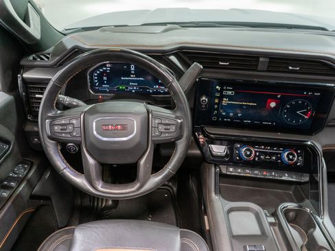 Used 2024 GMC Sierra 2500 AT4 w/ AT4 Premium Plus Package image 14