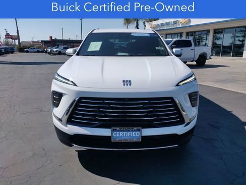 Certified 2025 Buick Enclave Preferred image 2