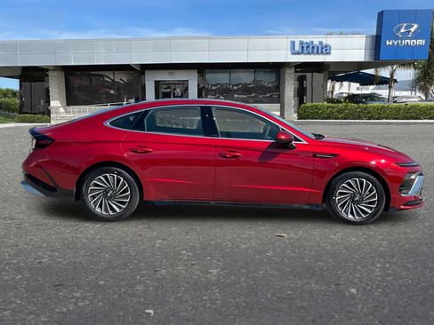 New 2026 Hyundai Sonata Limited image 9